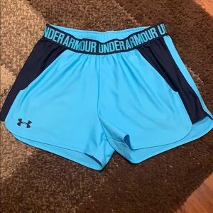 Under Amour Shorts w/ Pockets